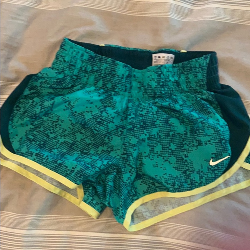 Women’s NIKE Dry Fit Track Shorts - Xmall